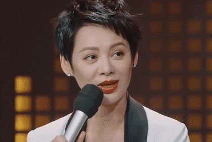 红河谷宁静露两点，宁静红河谷漏了嘛（宁静，好野一女的）