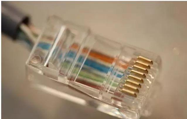 水晶头排线图，网线水晶头排线图片 制作方法（弱电工程网线水晶头制作及标准接法教程）