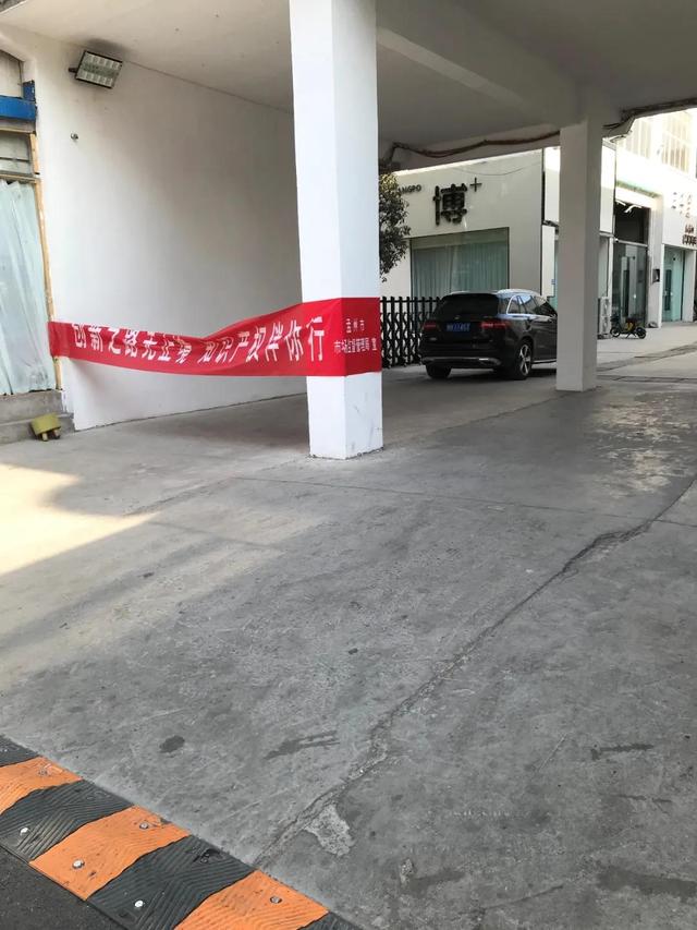 ugg真假，Ugg真假链条（起底“UGG”代购王国桑坡村）