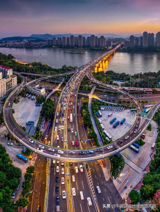 福建的省会是哪里，福建在哪个省（为什么“很不福建”）