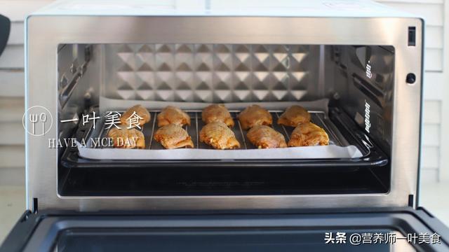 电饭煲和微波炉煮饭哪个更好，微波炉和电饭煲哪个更省电（微波炉、烤箱、蒸箱三合一）