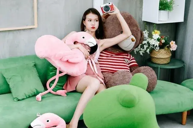 拍立得拍出来的是全白，拍立得为什么拍出来是白板（颜值即正义——高颜值便携傻瓜拍立得）