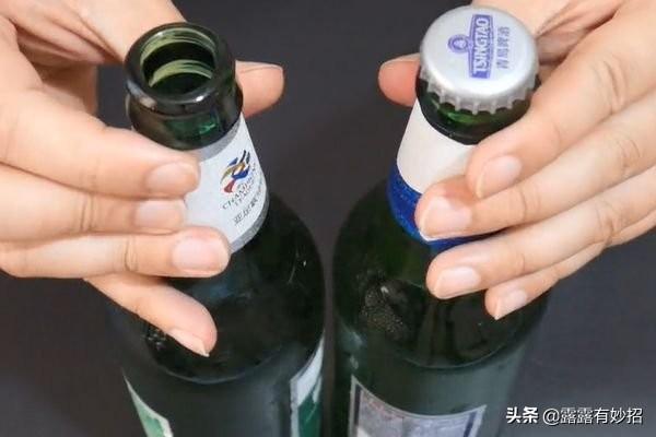 怎么徒手开啤酒，怎么徒手开啤酒瓶子（徒手一拧就能开啤酒瓶盖）