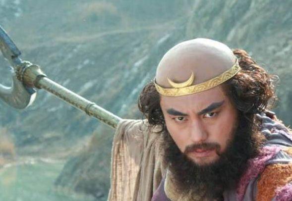 鲁智深的武器和沙僧的武器一样吗，原著里的大铁棍为何会变成月牙铲