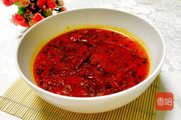 火锅底料的做法，家庭简易清汤火锅底料（教你自制火锅底料）