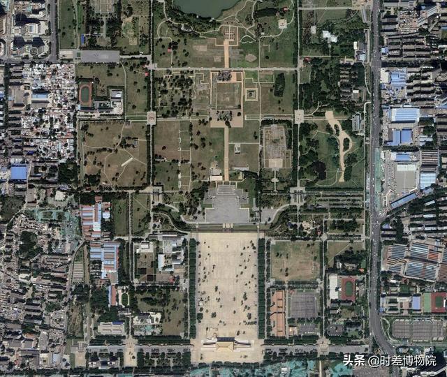 为什么故宫不是正南正北，故宫是正南正北吗（打开地图发现北京故宫竟然修歪了）