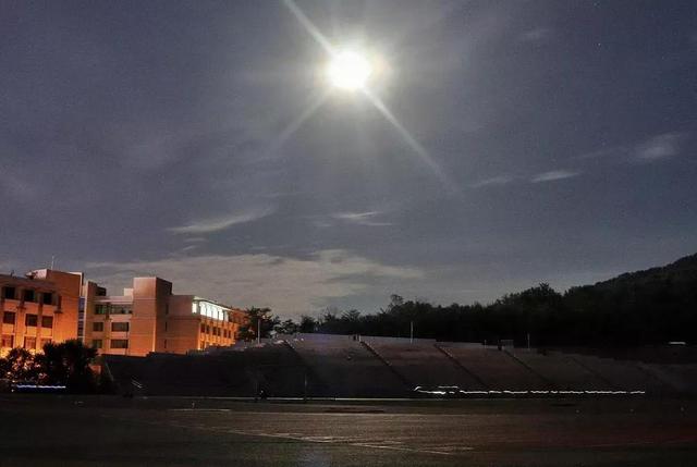 辽宁科技大学宿舍，2021年辽宁科技大学新生宿舍条件图片环境怎么样（<十五>辽宁科技大学）