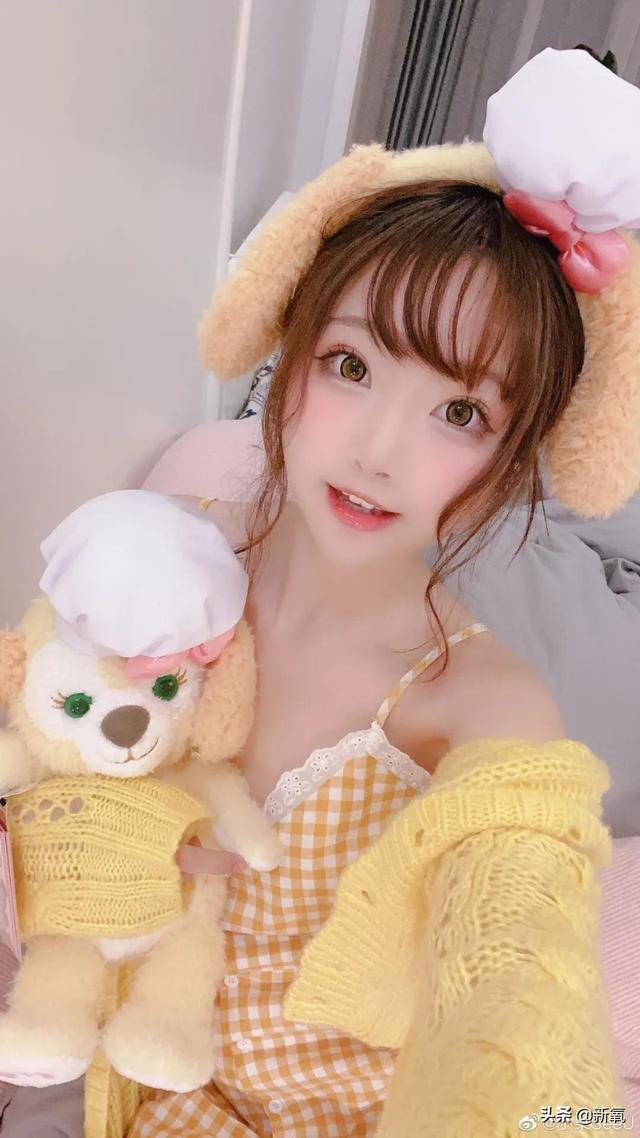 COS迪士尼公主出神入化的网红美少女,被爆抄袭黑料?
