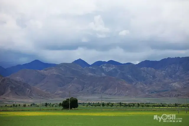 我的家乡在日喀则是什么歌，我的家乡在日喀则是什么歌歌词是什么意思（行走在通天的路上<中>）