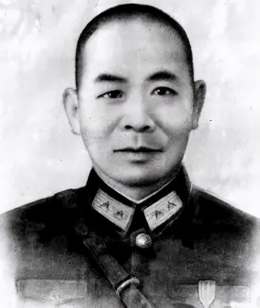 余则成的原型是谁，余则成历史原型是谁（45年后终回大陆）