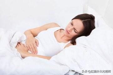 女性患了肠燥症怎么办，肠燥是怎么引起的（女性特殊时期该如何预防肛肠疾病）