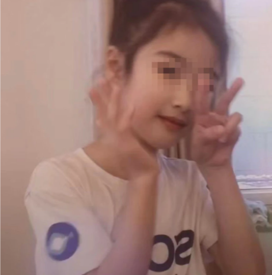 边潇潇，边潇潇，性感魅力写真<组图>（边潇潇电视剧大全最新）