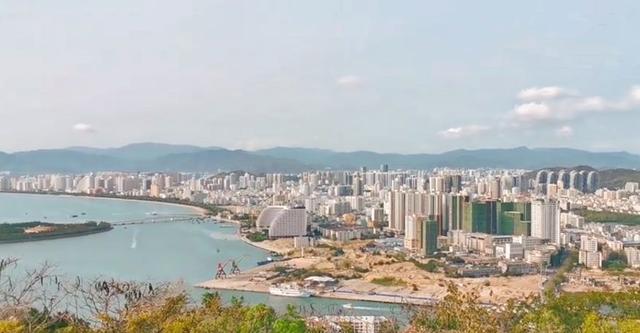 海南有几个地级市，海南十八个市县排名（哪个市委书记的行政级别最高）