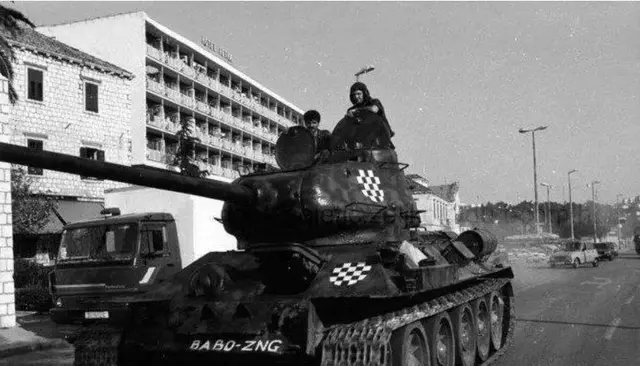 塞尔维亚是前南斯拉夫吗，塞尔维亚原是南斯拉夫吗（为什么沦落为存在感不高的小国了）