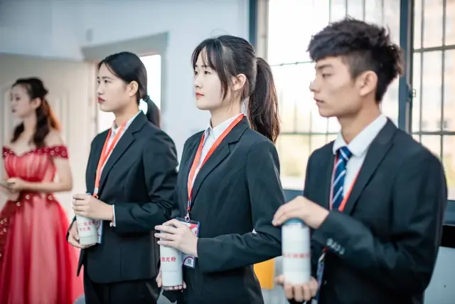 湖南有色金属职业技术学院官网，2021级湖南有色金属职业技术学院新生开学时间和入学指南及入学军训考试（湖南有色金属职业技术学院2020年单独招生指南）