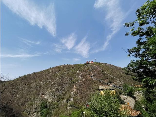 雲夢山自然風景區位於河南省鶴壁市淇縣西部,為國家4a級景區.