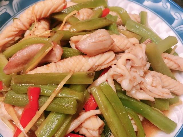 贡菜凉拌用不用开水焯一下，贡菜可以直接凉拌吗（天然的“瘦身菜”找到啦）