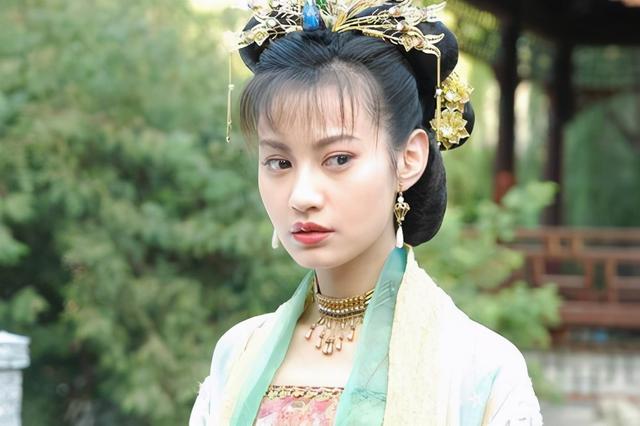 杨雪个人资料，美味奇缘陈丽华谁演的扮演者杨雪个人资料（靠眼神黑化的“江玉燕”）