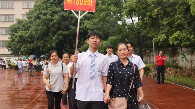 成人礼祝福短语，成人礼简短祝福语（以梦为马）