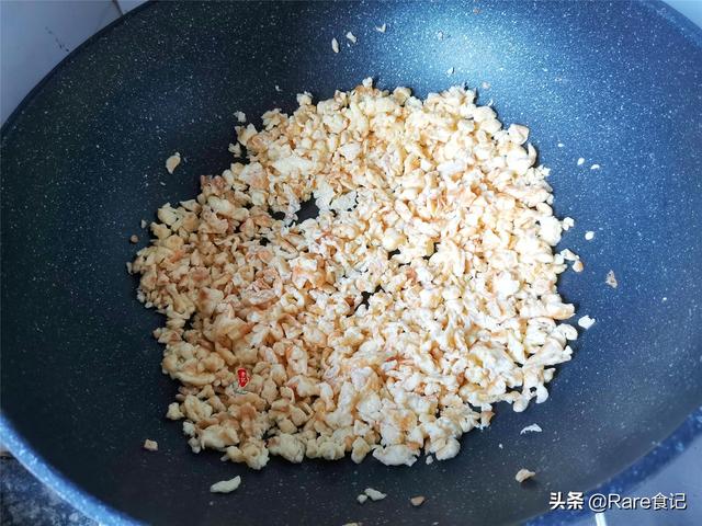 韭菜鸡蛋馅怎么调，鸡蛋韭菜馅怎么调好吃（如此调出的韭菜鸡蛋馅）