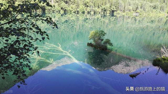 九寨沟几月份去最好，九寨沟旅游纯玩团价格九寨沟三日游需多少钱（去九寨沟旅游的最佳时间是什么时候）