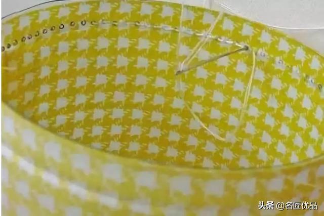 用矿泉水瓶做手工简单又漂亮，简易好看矿泉水瓶手工（趣味变废为宝手工制作）