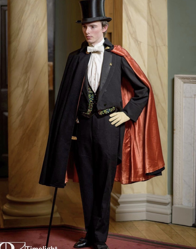 Zack什么意思，证件类型不符什么意思（？英国鲜肉小哥只穿200年前衣服上街）