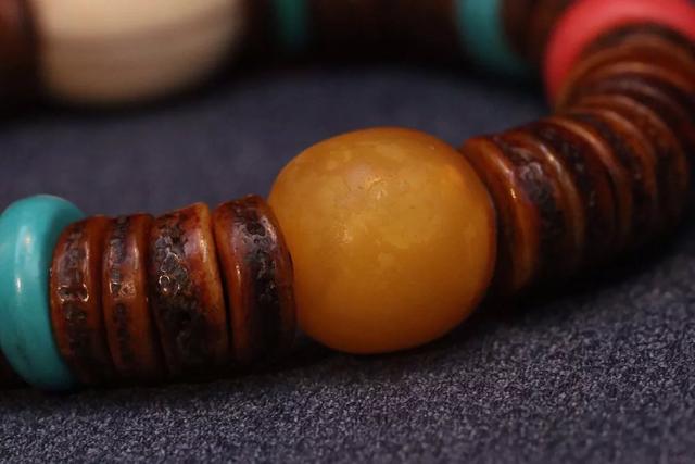 嘎巴拉是什么骨头,嘎巴拉是什么骨头做的(用高僧头盖骨做的念珠“嘎巴拉”) 嘎巴拉是什么骨头,嘎巴拉是什么骨头做的(用高僧头盖骨做的念珠“嘎巴拉”)