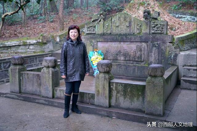 黄美伦（黄美伦简历，蒋孝严和蒋孝慈的子女都是谁？在干什么？请知道的（这才是大家闺秀应有的样子）