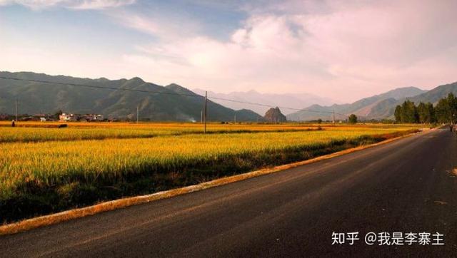 时光荏苒是什么意思啊，时光荏苒是什么意思啊下一句（别再用“光阴似箭日月如梭”）