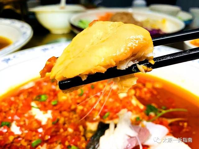 阿瓦山寨鱼头做法，阿瓦山寨鱼头的做法（太原一折指南带你去阿瓦山寨）