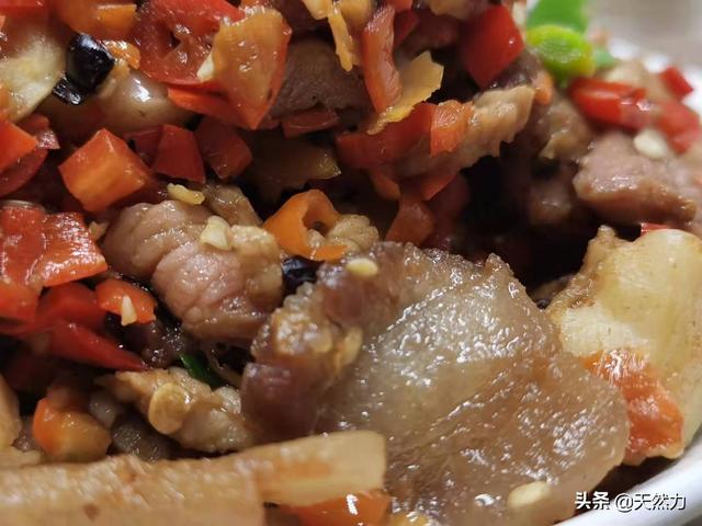 炒肉的做法，辣椒炒肉的做法（湘菜中和辣椒炒肉齐名的肉炒肉）