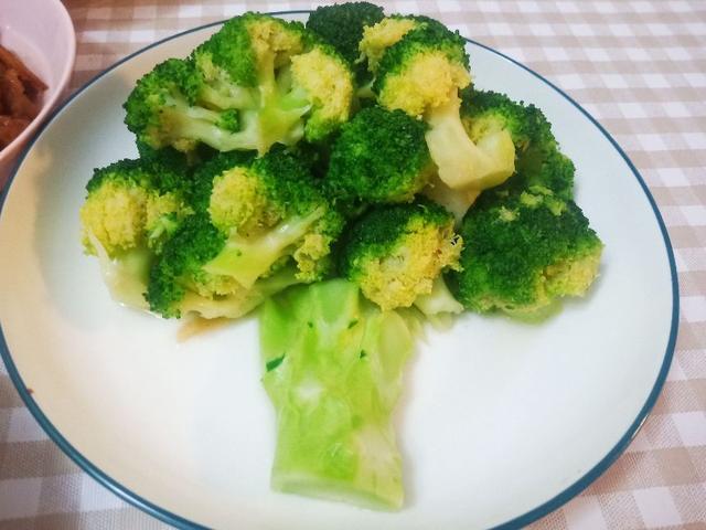 过生日吃什么菜好，生日大餐菜谱做法（孩子过生日在家吃）