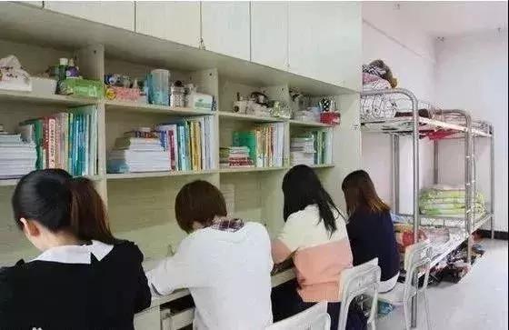 厦门城市职业学院宿舍，厦门城市职业学院宿舍条件怎么样（福建省内专科宿舍哪家强）