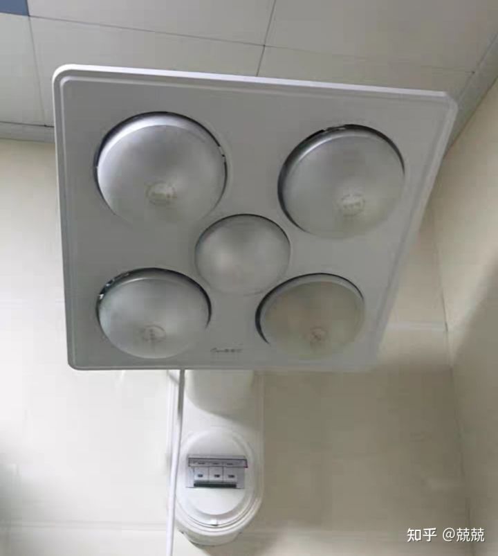 浴霸什么牌子好性价比高（选购浴霸详细技巧）