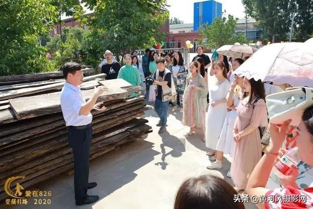 给感动人物刘兰芝的颁奖词，刘兰芝当选感动中国（2020爱在8·26）