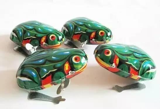 如何用纸做简单的可以打皮筋的枪，如何用纸做一个皮筋枪（这些80后的玩具你玩过几样）