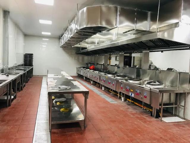 南宁华侨职业技术学校，广西南宁华侨学校里面有什么专业（2020年福瑞祥粤系桂系中餐烹饪招生宣传）