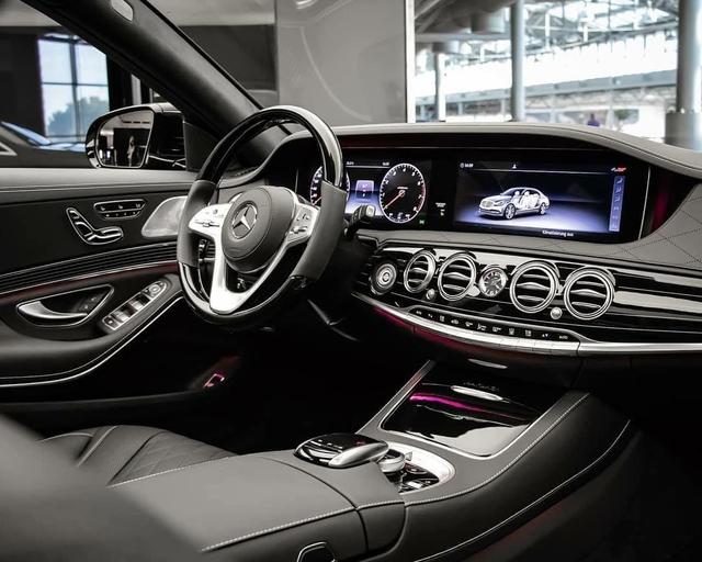 迈巴赫s560价格，迈巴赫s560售价多少（最大马力达到470匹）