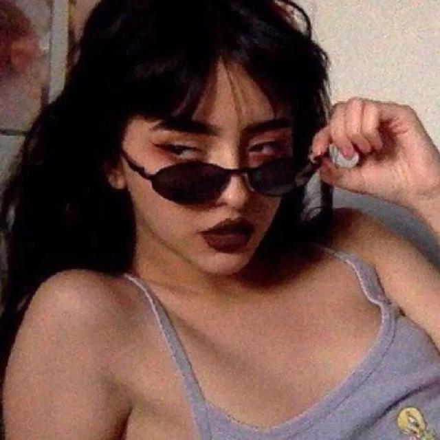 拽姐头像微信，拽姐头像（头像，一组超酷的墨镜拽姐头像）