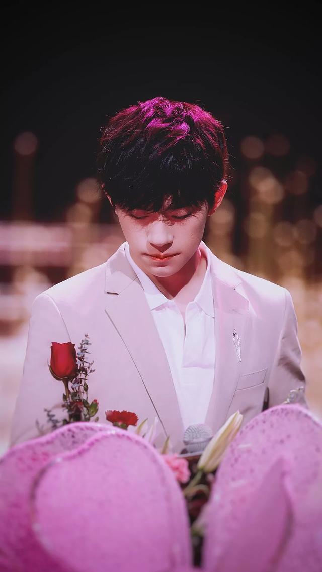 王俊凯高清壁纸，王俊凯高清壁纸图片（珍藏高清：你们要的王俊凯壁纸）