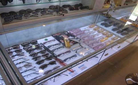 开眼镜店需要什么，开眼镜店的条件,开眼镜店需要做好哪些准备（自己开眼镜店需要了解哪6个方面）