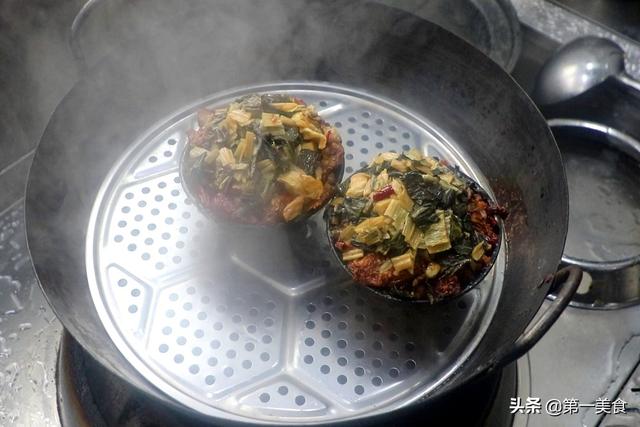 梅菜扣肉蒸多长时间，梅菜扣肉是婚宴席上地位相当高的一道菜