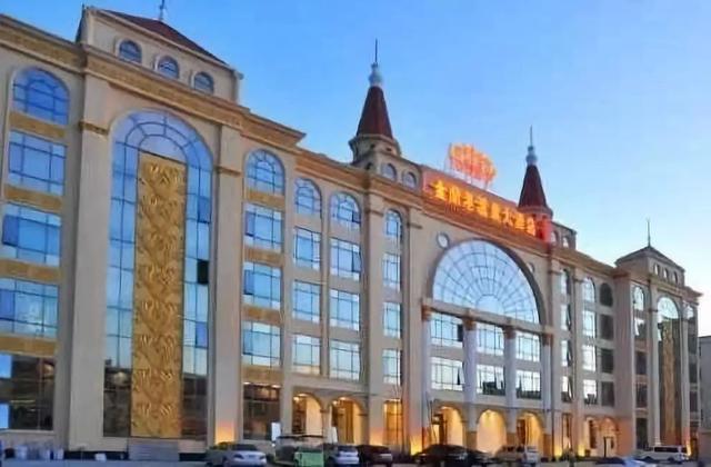 普宁以前是归属哪里的，普宁籍霸气的地产大亨黄楚龙