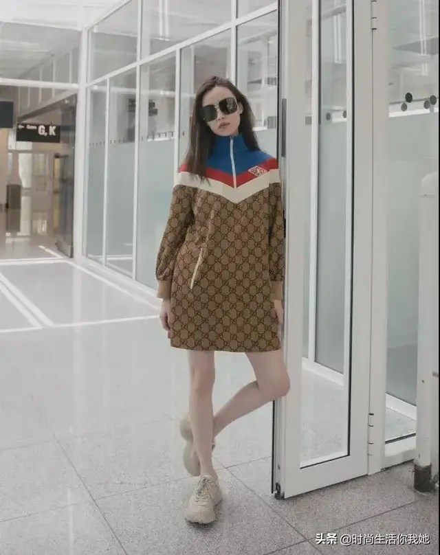 麻豆网官网萧萧麻豆网，2020春季最时尚穿搭“平底+裙”