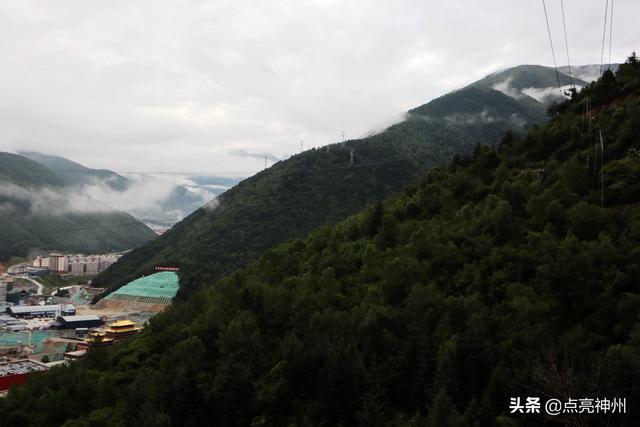 折多山海拔高度是多少米，康定机场海拔多少米（你将翻越的318第一关——折多山是什么样子）