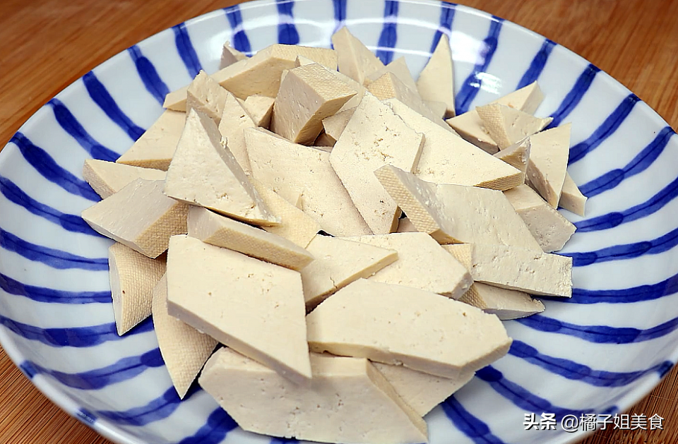 圖片[2]-【韭菜炒雞蛋豆腐】做法步驟圖 比紅燒肉還要香 一看就會-起舞食譜網