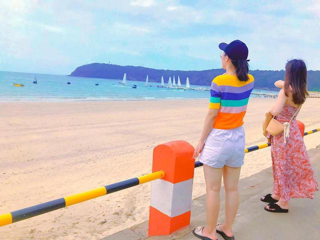 涠洲岛在哪里，涠洲岛和鼓浪屿哪个好玩（这10个地方强烈推荐你去）