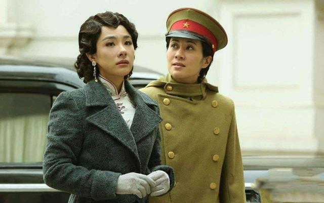 溥仪退位后的故事，溥仪退位后的故事简介（当过皇帝终究不一样）