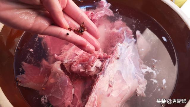 羊肉汤锅正宗做法窍门，炖羊肉汤时